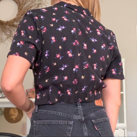 Wild Fable Floral Black Cropped Top - Picture 2 of 4